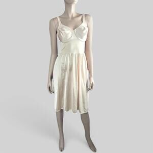 Vintage Olga 34319 Satin Underwire 38C Nightgown 1970s